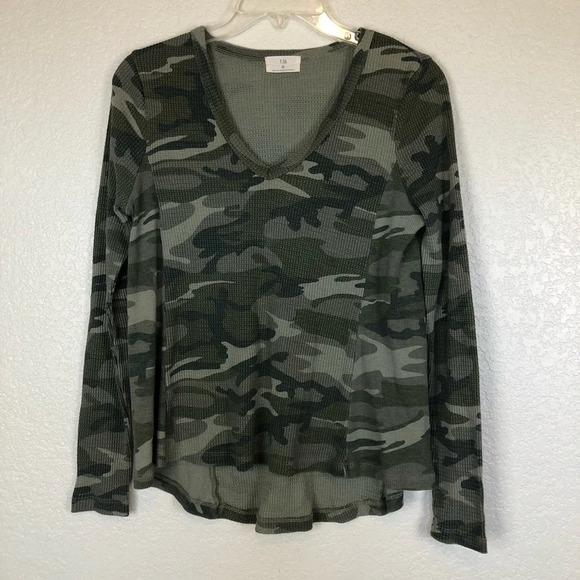 Anthropologie T.la Vicky Camo Thermal V Neck Long Sleeve Top Size XS - Picture 2 of 7